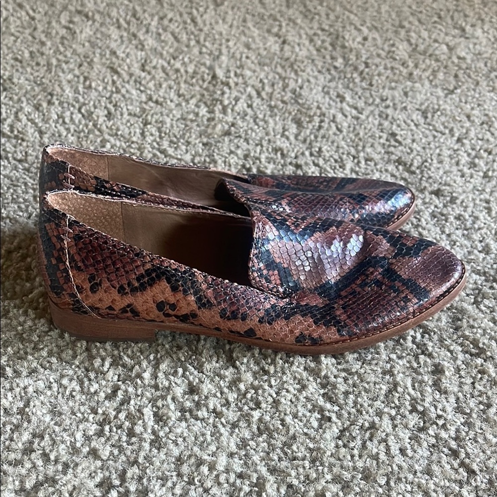 Brown Snake Print Women's Loafers